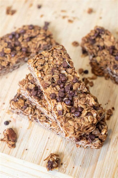 How many calories are in peanut butter chocolate granola bar - calories, carbs, nutrition