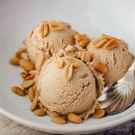 How many calories are in peanut butter delight ice cream - calories, carbs, nutrition