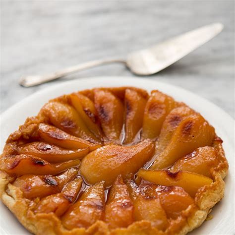 How many calories are in pear tatin - calories, carbs, nutrition