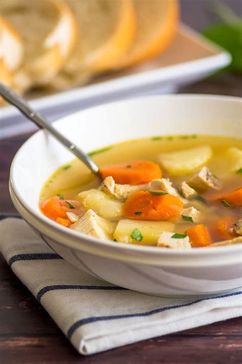 How many calories are in peasant chicken chowder - calories, carbs, nutrition