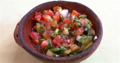 How many calories are in pebre sauce - calories, carbs, nutrition