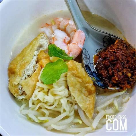 How many calories are in penang white curry noodle - calories, carbs, nutrition