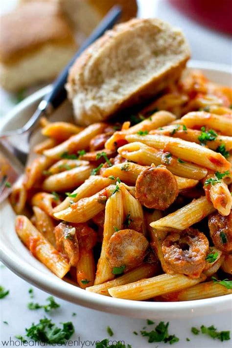 How many calories are in penne and sausage - calories, carbs, nutrition