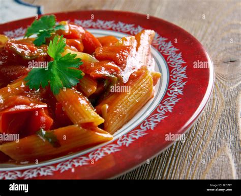 How many calories are in penne with fra diavolo sauce - calories, carbs, nutrition