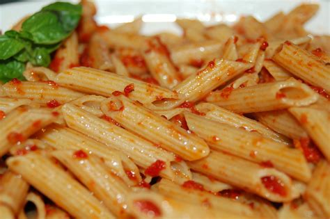 How many calories are in penne with sun dried tomato pesto - calories, carbs, nutrition