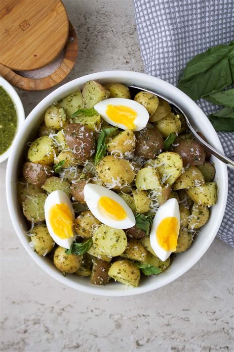 How many calories are in pesto potato salad - calories, carbs, nutrition