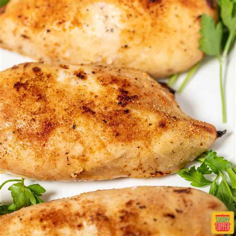 How many calories are in pickle brined buttermilk chicken breast - calories, carbs, nutrition