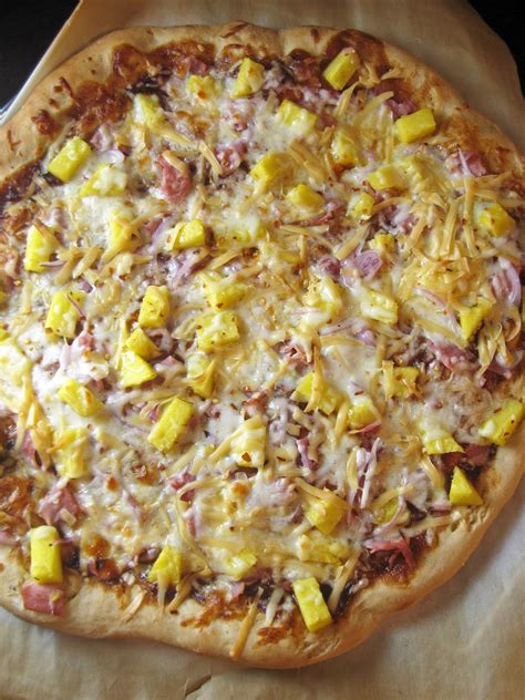 How many calories are in pineapple and ham bbq pizza wheat crust - calories, carbs, nutrition