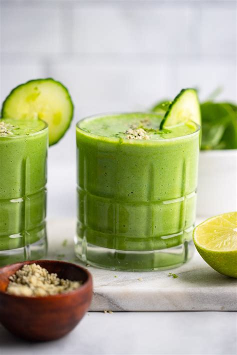 How many calories are in pineapple cucumber smoothie - calories, carbs, nutrition