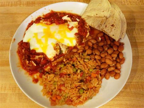 How many calories are in pizzetta whole wheat huevos rancheros 1/2 ea - calories, carbs, nutrition