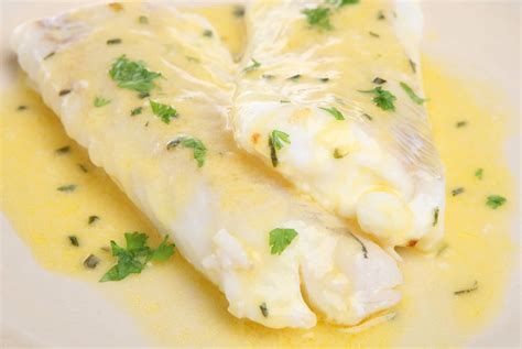 How many calories are in poached haddock in a cream sauce - calories, carbs, nutrition