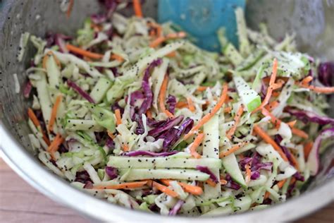 How many calories are in poppyseed apple coleslaw - calories, carbs, nutrition