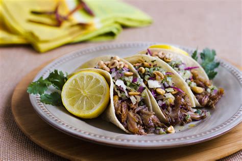 How many calories are in pork carnitas taquitos - calories, carbs, nutrition