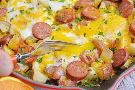 How many calories are in potato, sausage, pepper, egg skillet - calories, carbs, nutrition