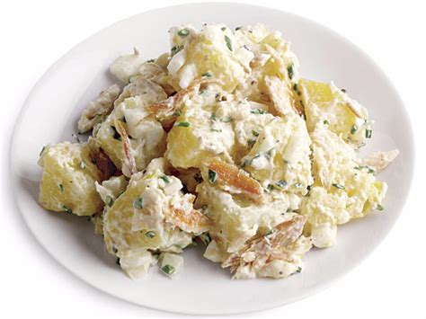 How many calories are in potato salad - calories, carbs, nutrition