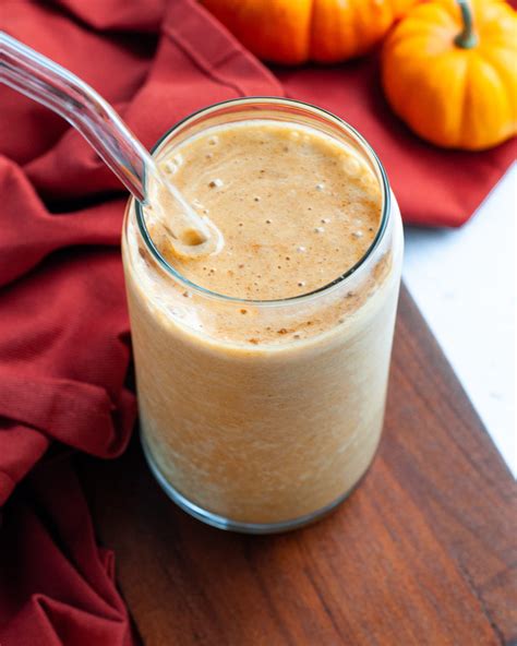 How many calories are in pumpkin pie milkshake - calories, carbs, nutrition