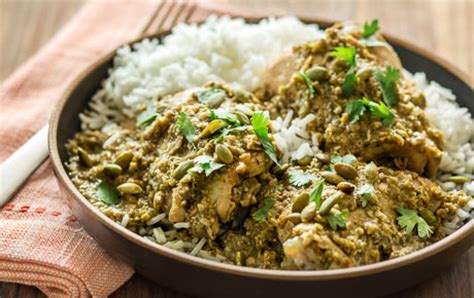 How many calories are in pumpkin seed mole with chicken & rice - calories, carbs, nutrition