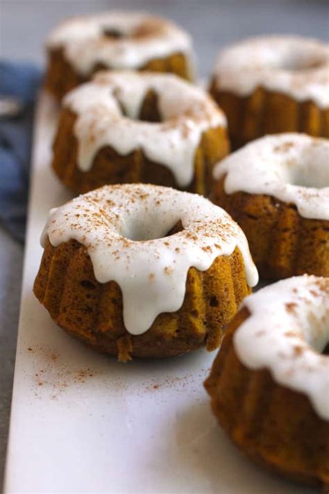 How many calories are in pumpkin spice mini bundt cake - calories, carbs, nutrition