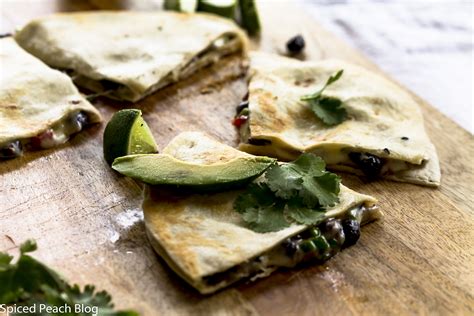 How many calories are in quesadilla black beans santa fe pepper jack 10