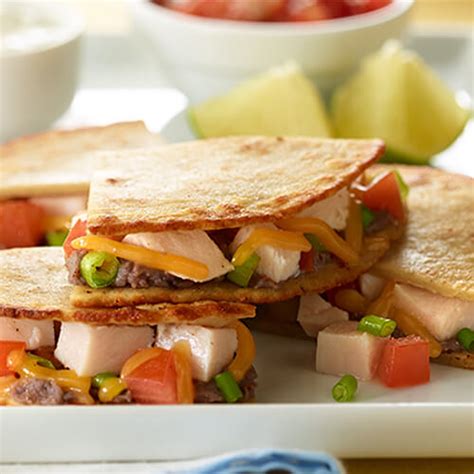 How many calories are in quesadilla turkey refried beans 10