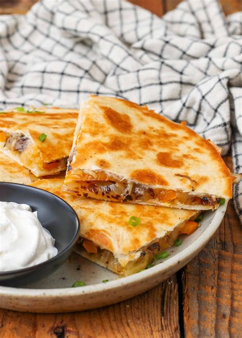 How many calories are in quesadilla vegetables fajita 10