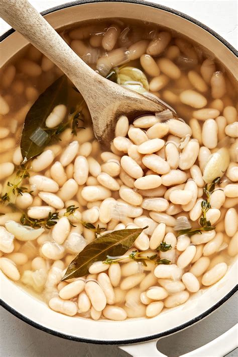 How many calories are in ragout cannellini bean 1 oz - calories, carbs, nutrition