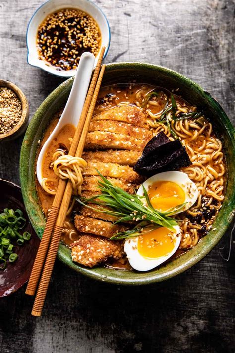 How many calories are in ramen bowl chicken miso tonkotsu - calories, carbs, nutrition