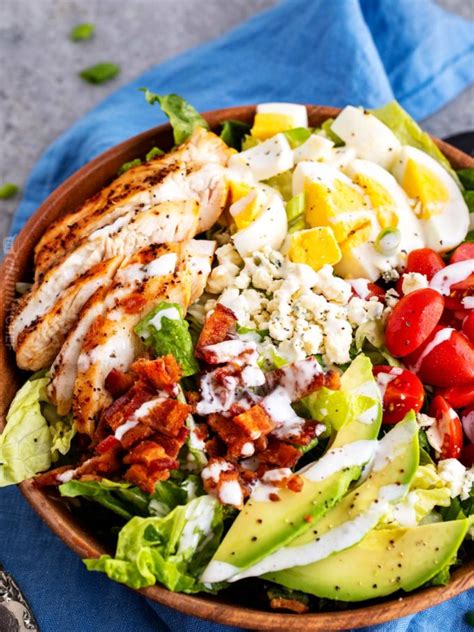 How many calories are in ranch cobb salad - calories, carbs, nutrition