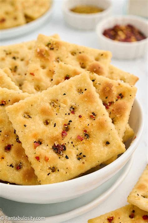 How many calories are in ranch crackers - calories, carbs, nutrition