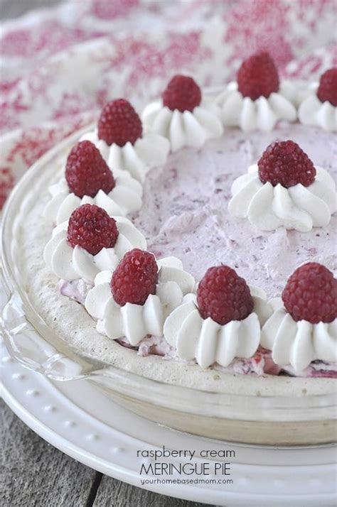 How many calories are in raspberry meringue tart - calories, carbs, nutrition