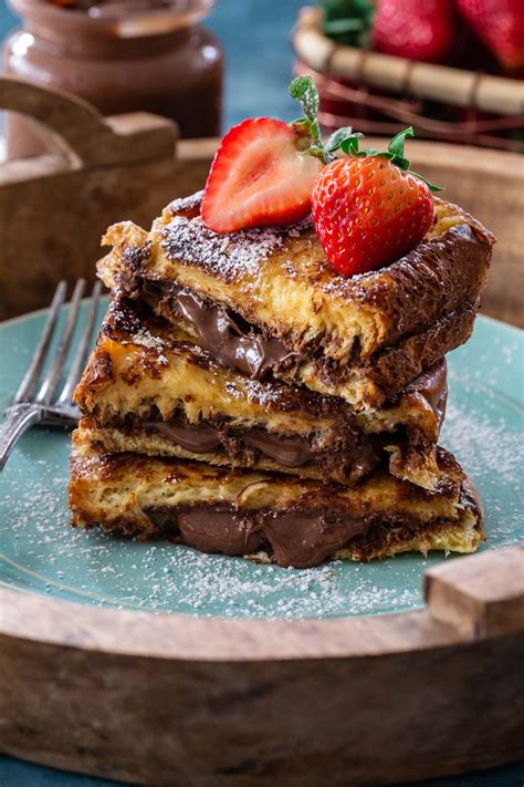 How many calories are in raspberry nutella french toast - calories, carbs, nutrition