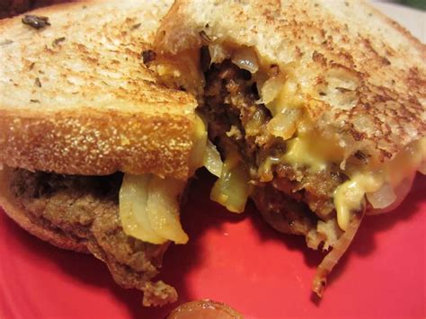 How many calories are in real classic patty melt deal - calories, carbs, nutrition