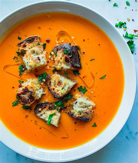 How many calories are in red pepper and tomato soup - calories, carbs, nutrition