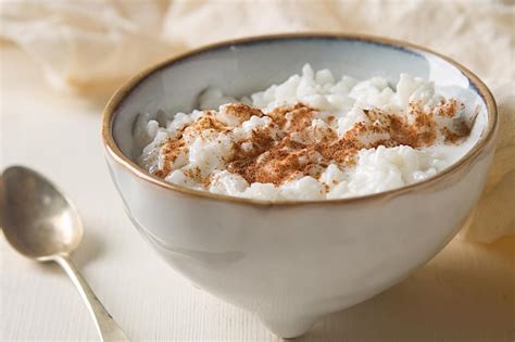 How many calories are in rice pudding - calories, carbs, nutrition