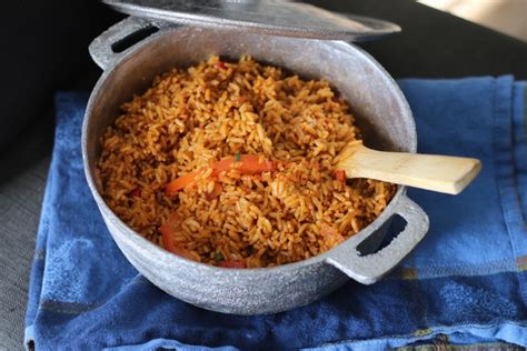 How many calories are in rice white beef jollof 12 oz - calories, carbs, nutrition