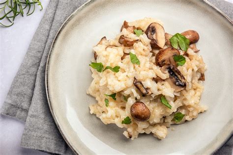 How many calories are in risotto ala funghi - calories, carbs, nutrition