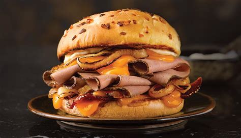 How many calories are in roast beef and double cheddar melt - calories, carbs, nutrition