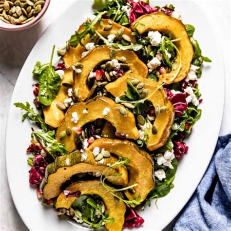 How many calories are in roasted acorn squash and candied pepita salad - calories, carbs, nutrition