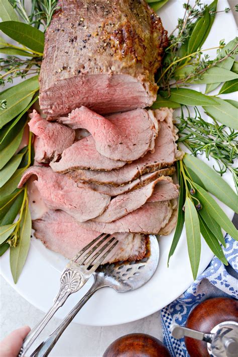 How many calories are in roasted beef au jus - calories, carbs, nutrition