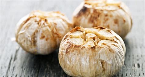 How many calories are in roasted garlic & parmesan baby reds - calories, carbs, nutrition