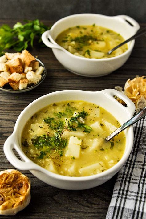 How many calories are in roasted garlic and potato soup - calories, carbs, nutrition