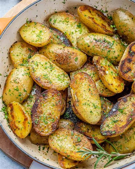 How many calories are in roasted garlic potatoes - calories, carbs, nutrition