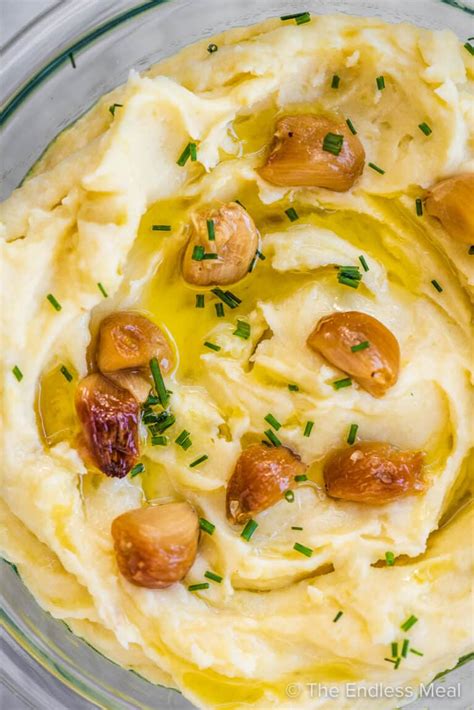 How many calories are in roasted garlic whipped potatoes - calories, carbs, nutrition