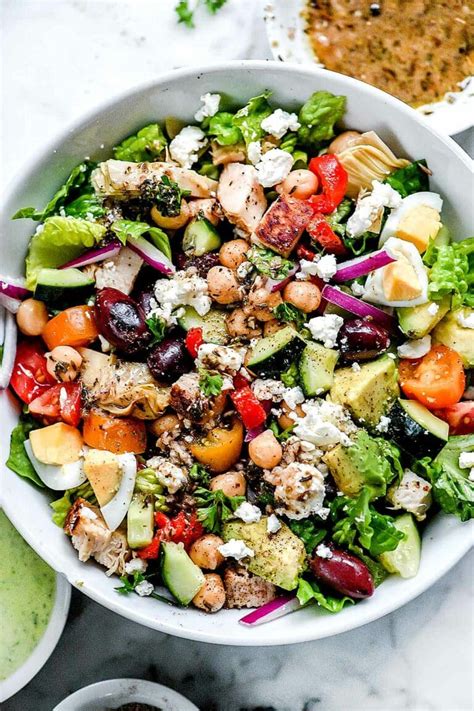 How many calories are in roasted portobello cobb salad - calories, carbs, nutrition