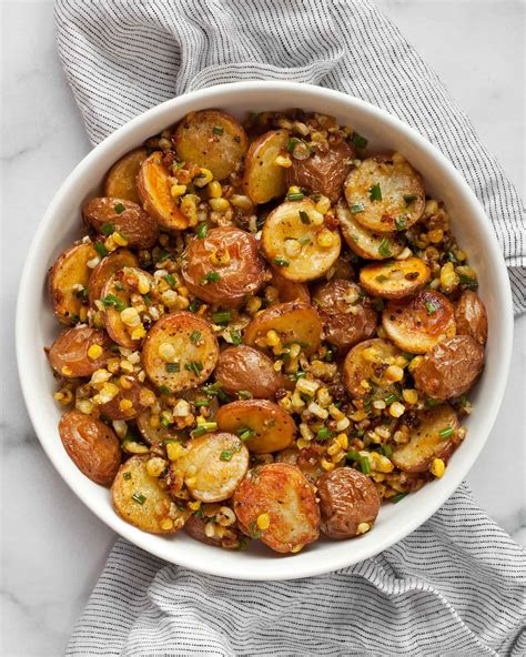 How many calories are in roasted red potato salad with cider vinaigrette - calories, carbs, nutrition