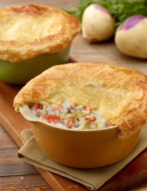 How many calories are in roasted root vegetable pot pie - calories, carbs, nutrition