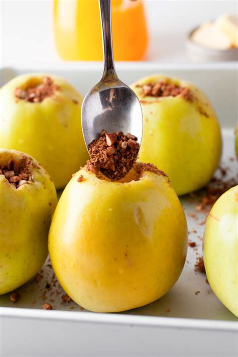 How many calories are in roasted spiced apples & gouda cheese - calories, carbs, nutrition