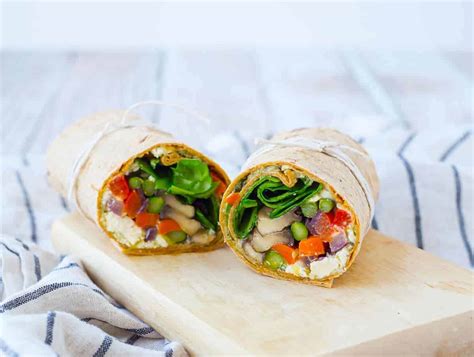 How many calories are in roasted vegetable pesto wrap - calories, carbs, nutrition