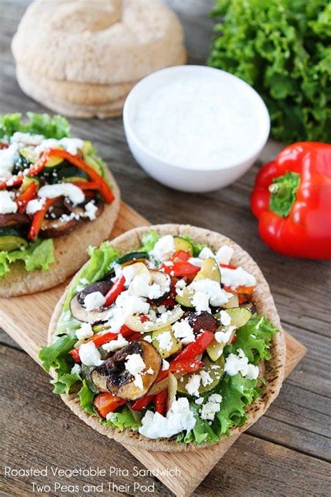 How many calories are in roasted vegetable pita sandwich - calories, carbs, nutrition