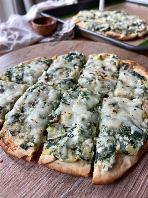 How many calories are in rustic spinach, artichoke and cajun shrimp flatbread - calories, carbs, nutrition